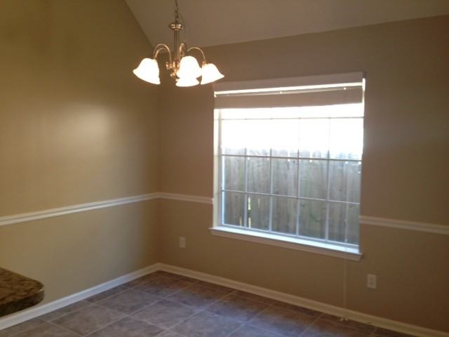 10084 Cross Ridge Rd - Photo 3 of 10