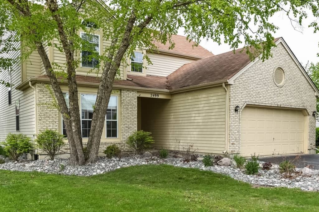 2499 Deerfield Dr - Photo 2 of 19