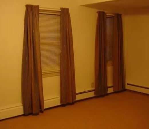 1022 Main St - Photo 2 of 8