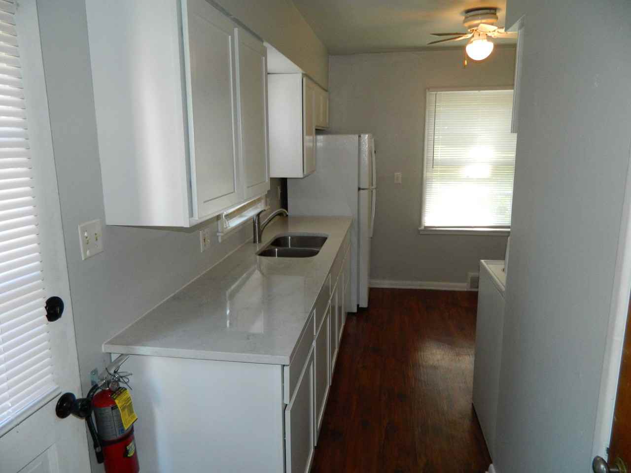 1145 65th St - Photo 3 of 15