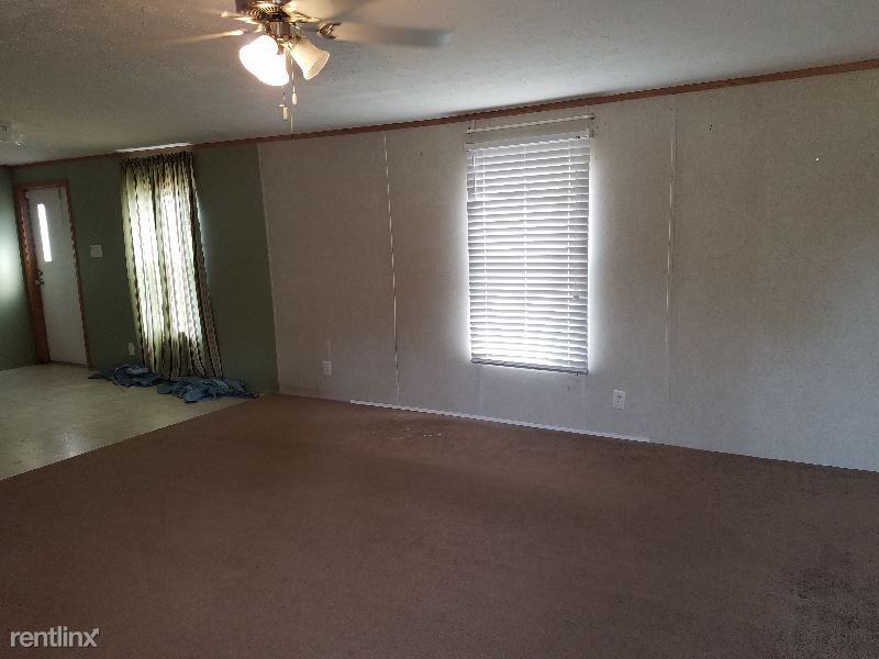 216 General Moultrie Dr - Photo 2 of 11