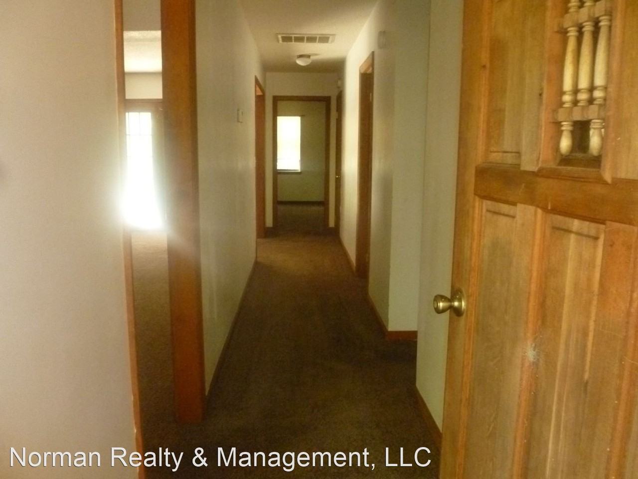 60 Montgomery Lane - Photo 3 of 24