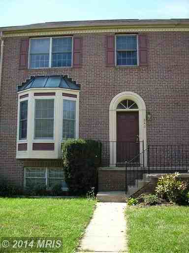 840 Albion Pl - Photo 2 of 29