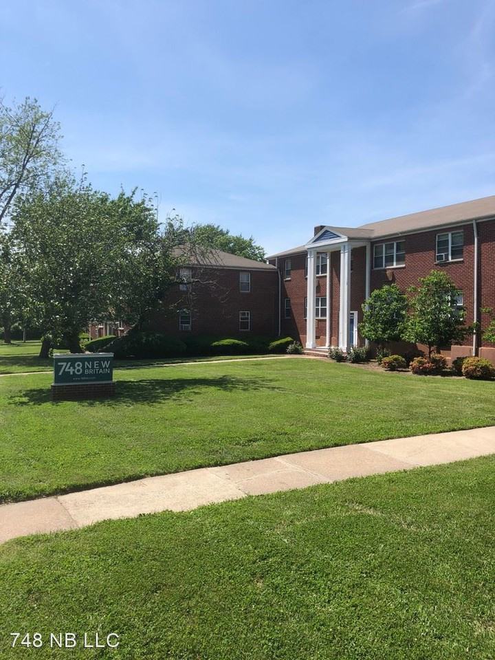 748-768 New Britain Avenue, 15-29 Natick Street and 14-22 Clermont Street - Photo 2 of 8