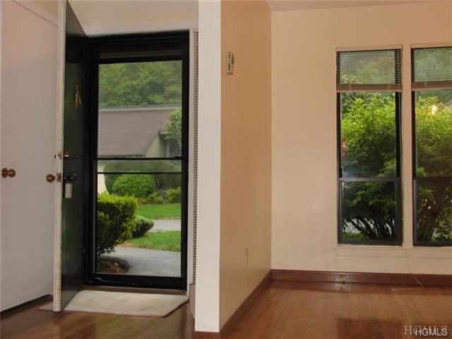 551 Heritage Hill #C - Photo 3 of 18