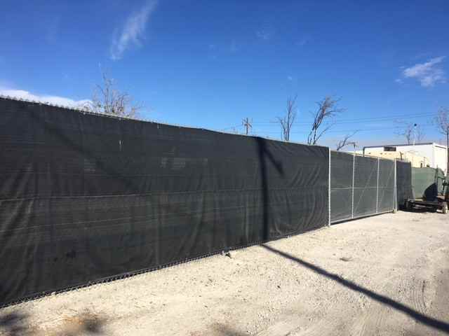 880 E Santa Fe St - Photo 2 of 8