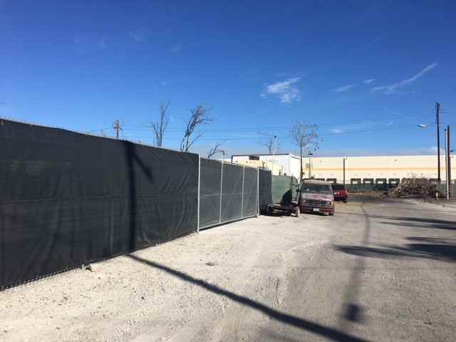 880 E Santa Fe St - Photo 3 of 8