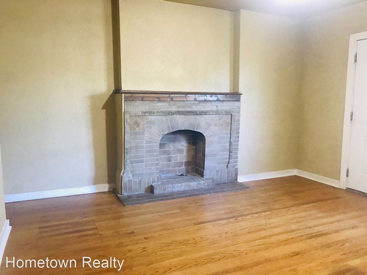 1607 Nw 29th St - Photo 3 of 12