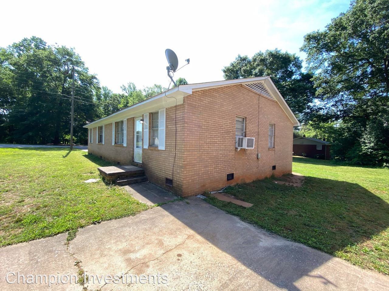 132 Woodland Ave. - Photo 3 of 21