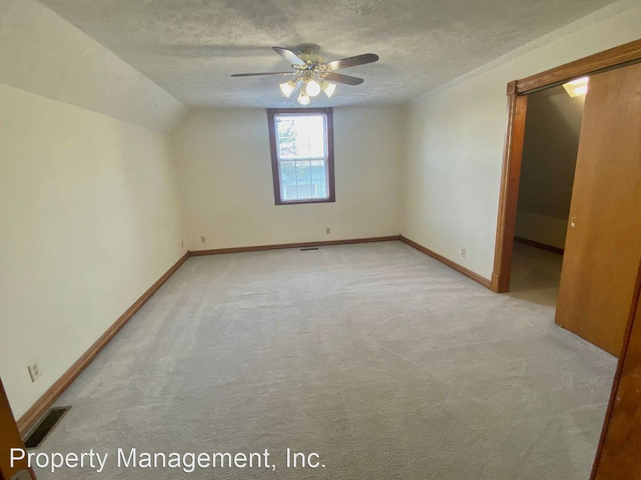 601 Village Ave - Photo 3 of 16