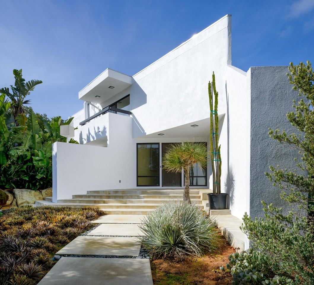 760 Hot Springs Rd - Photo 2 of 18