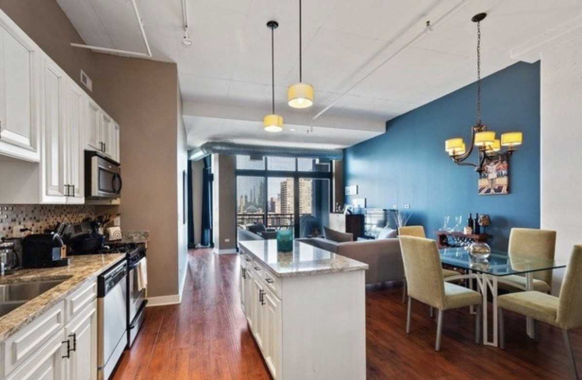 740 West Fulton Market - Photo 2 of 12