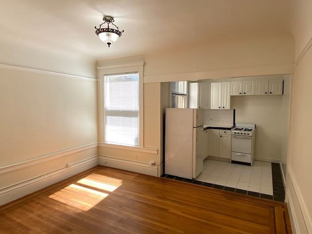 1067 Valencia Street #8