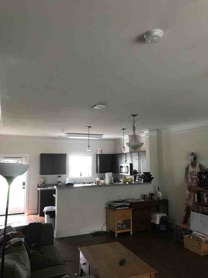 700 Sw Chickadee St #104 - Photo 3 of 6