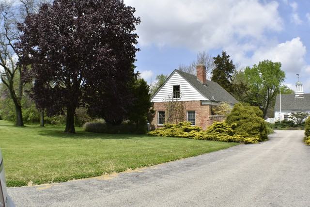 15751 Burr Oak Rd #B - Photo 2 of 23