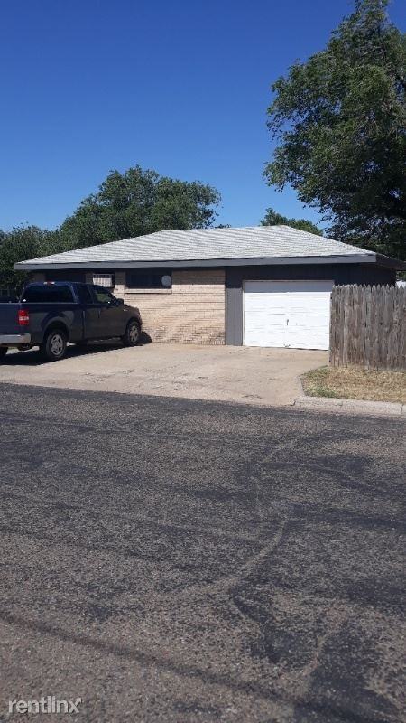 2700 3rd Ave - Photo 2 of 16