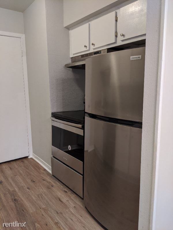 8935 Gaylord Dr 188 - Photo 2 of 14