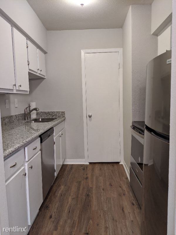 8935 Gaylord Dr 188 - Photo 3 of 14