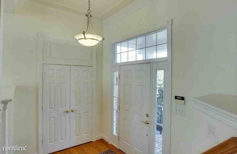 2200 Harithy Dr - Photo 3 of 24