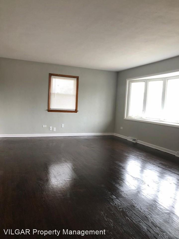 860 N. Jay St - Photo 2 of 9