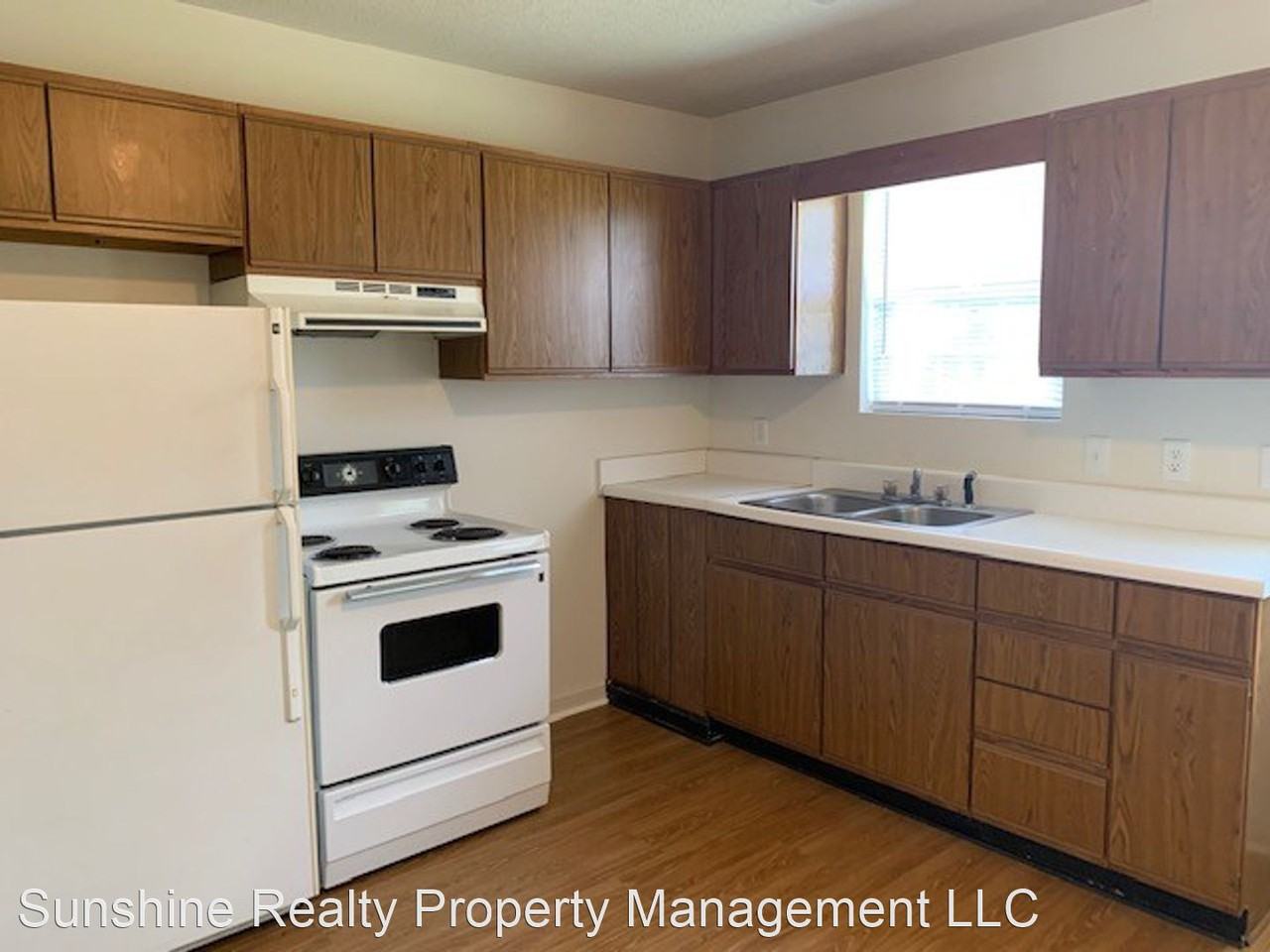 302 A-F CHESTNUT STREET - Photo 2 of 14