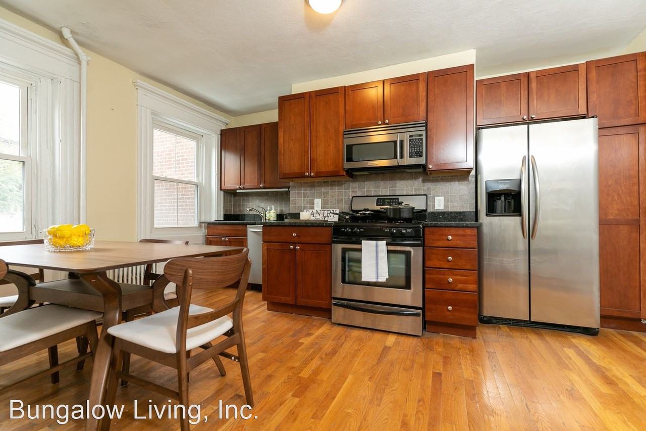 35 Dwight St - Photo 3 of 26