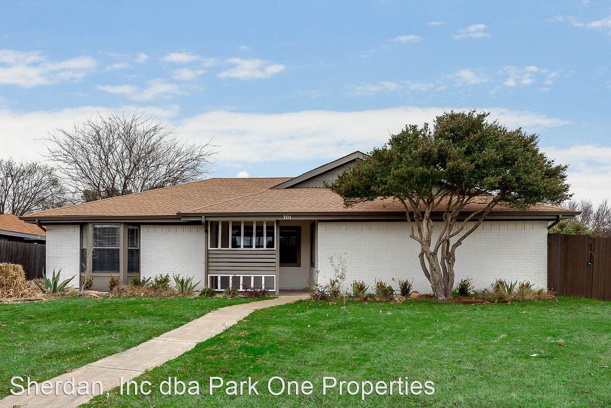 701 Kipling Dr - Photo 3 of 40