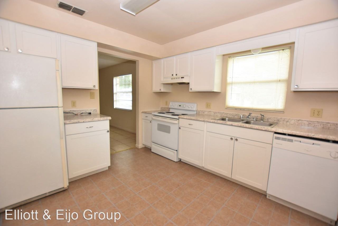 1426 E Fern Rd - Photo 2 of 13