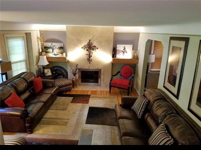 245 Elmwood St - Photo 2 of 25