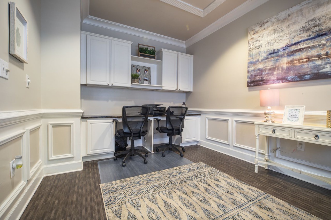 Orleans of Decatur - Photo 7 of 28