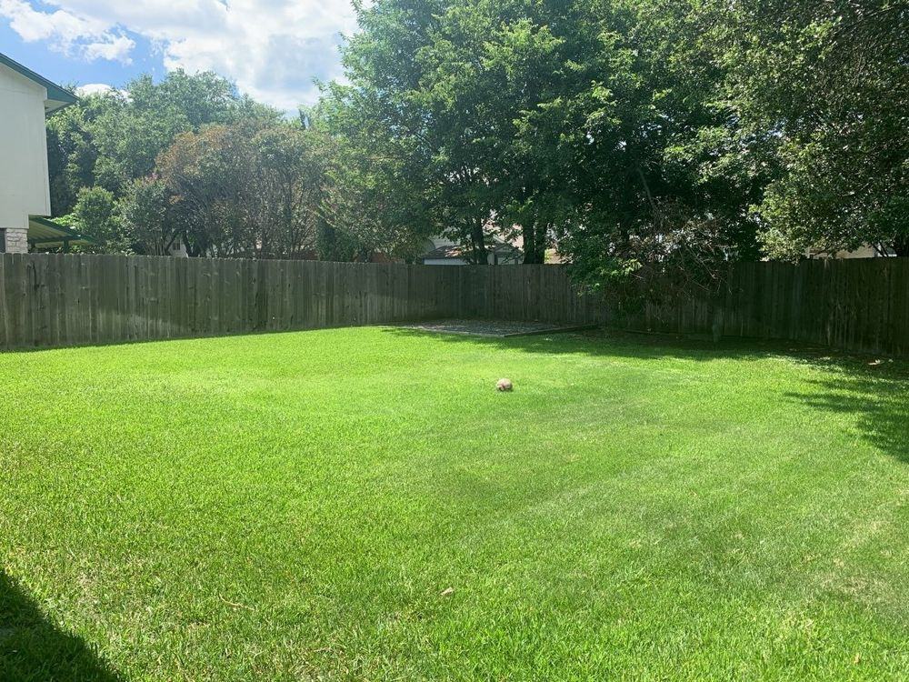 8416 Priest River Dr - Photo 3 of 34