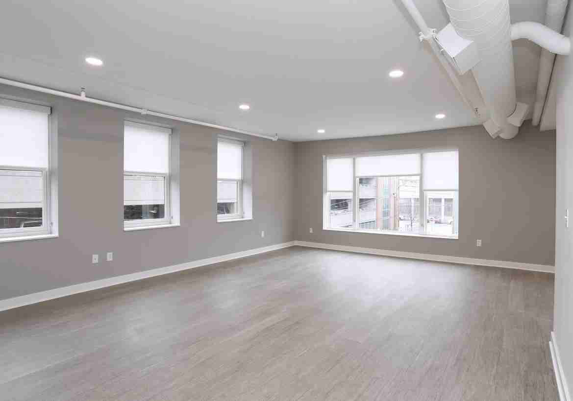 The Bradberry - Photo 2 of 6