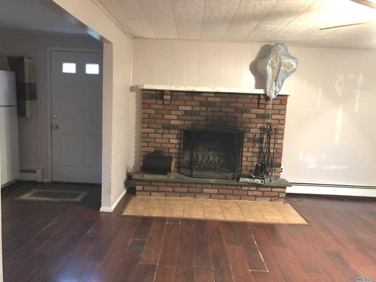 83 Duncan Ave - Photo 3 of 10