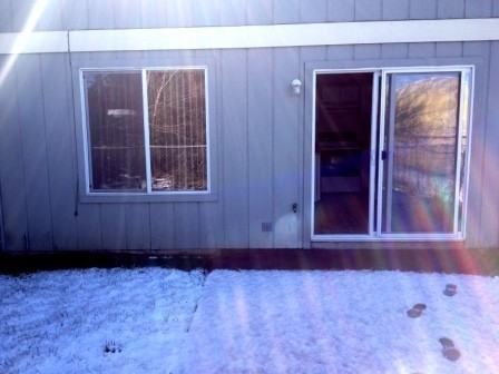 1557 W Locust St - Photo 2 of 22