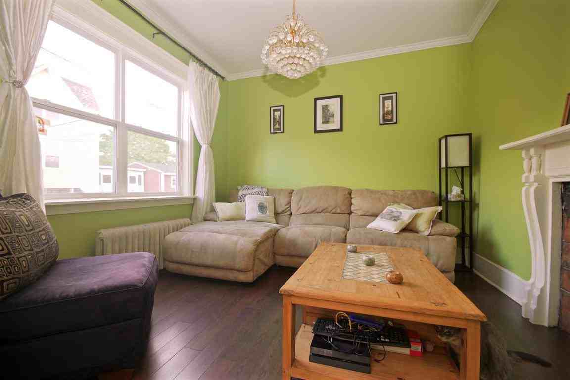 25 McFarlane Street - Photo 3 of 17