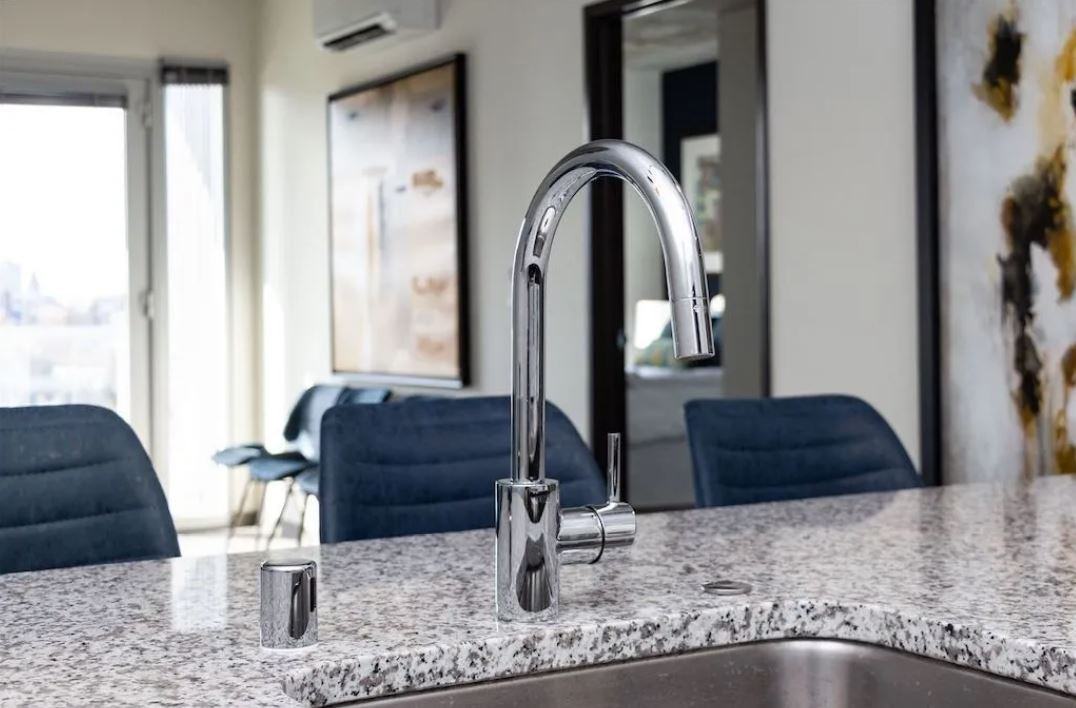 Urbanite - Photo 2 of 18