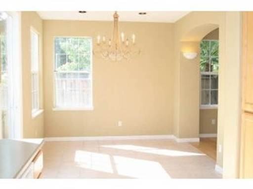 508 Villa Centre Way - Photo 3 of 8