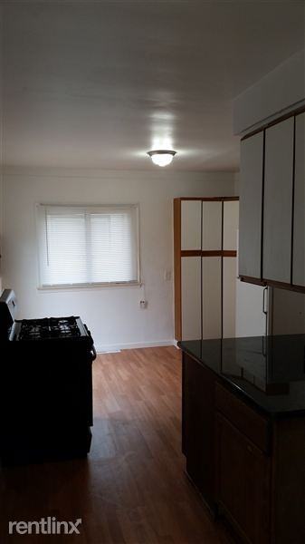 7297 Stephens Rd - Photo 3 of 10