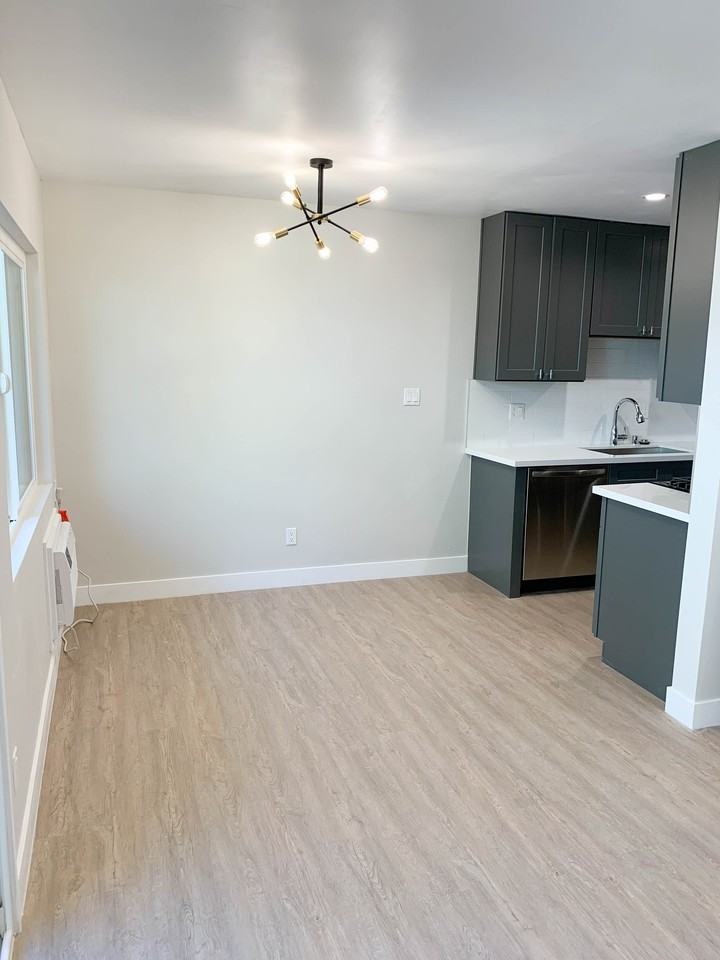 3652 Clarington Avenue #1 - Photo 4 of 18