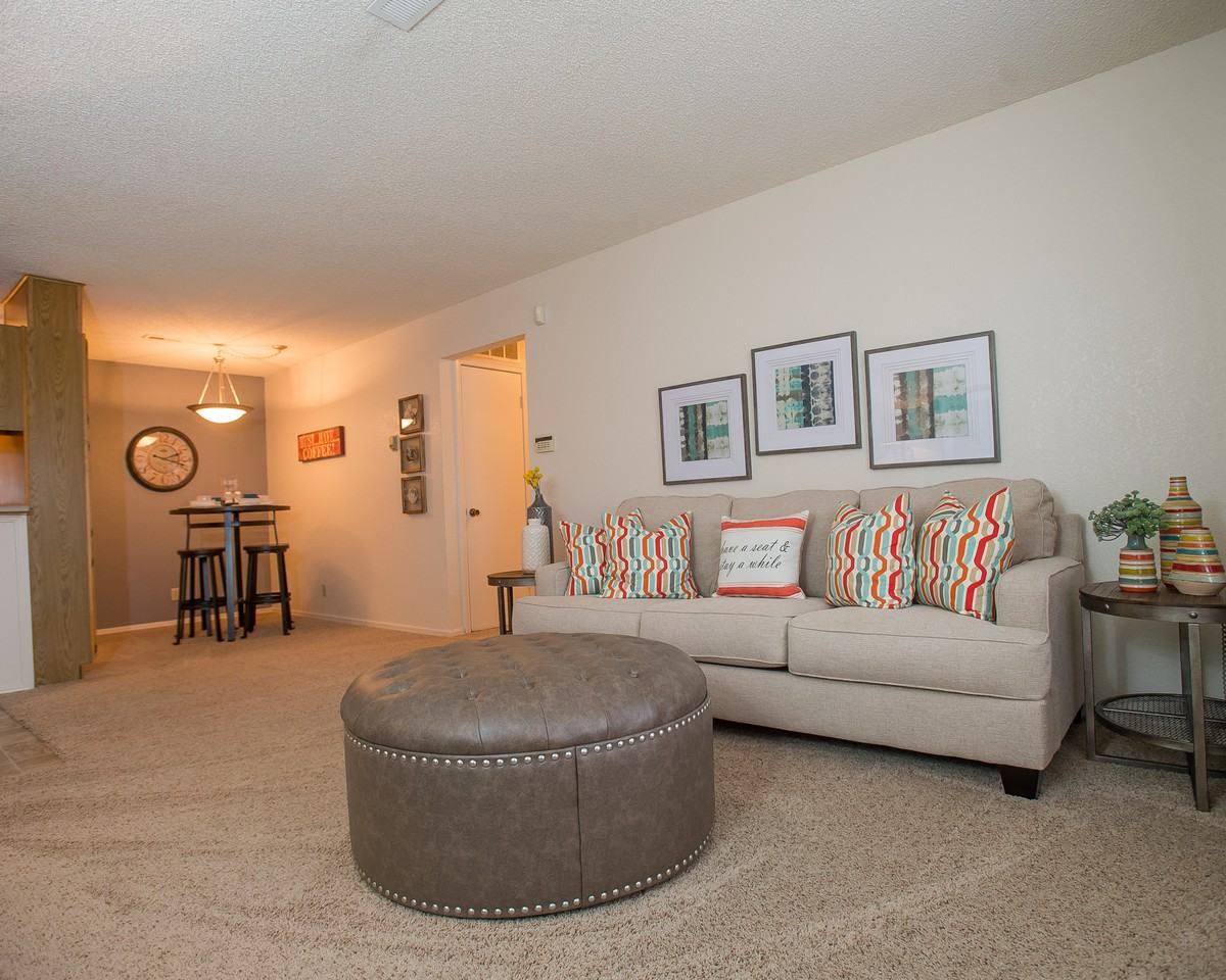 Tammaron Village Apartments 11100 Roxboro Ave