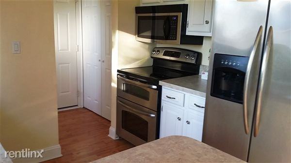 9702 S New Lothrop Rd - Photo 2 of 16