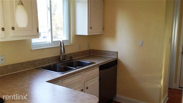 9702 S New Lothrop Rd - Photo 3 of 16