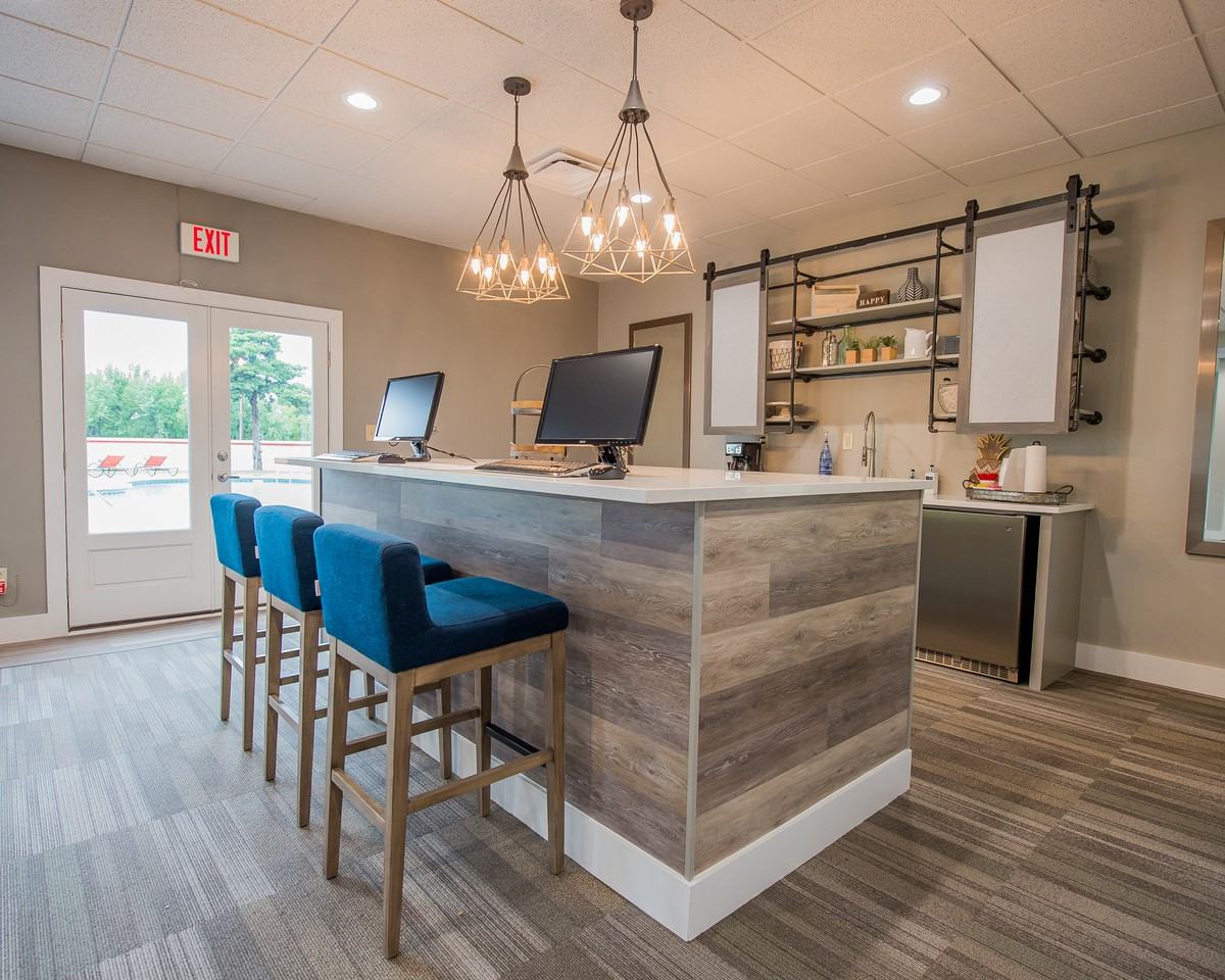 Council Place Apartments 10800 N Council Rd, Oklahoma City, OK 73162