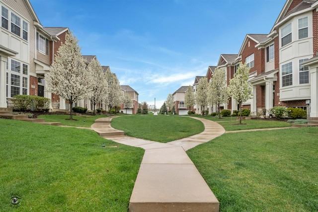 15385 Silver Bell Rd - Photo 2 of 24