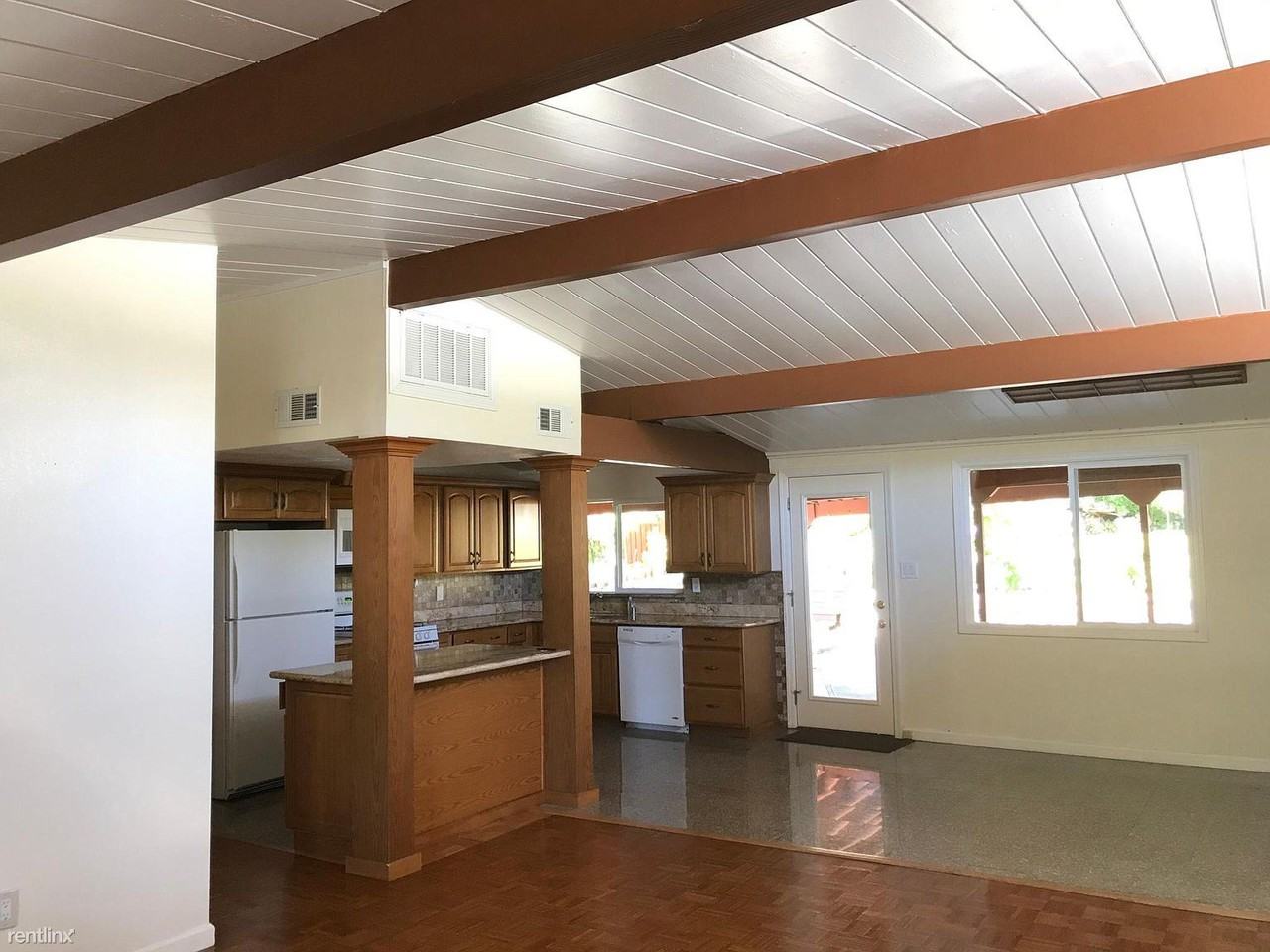 2647 Buena Vista Ave - Photo 2 of 16