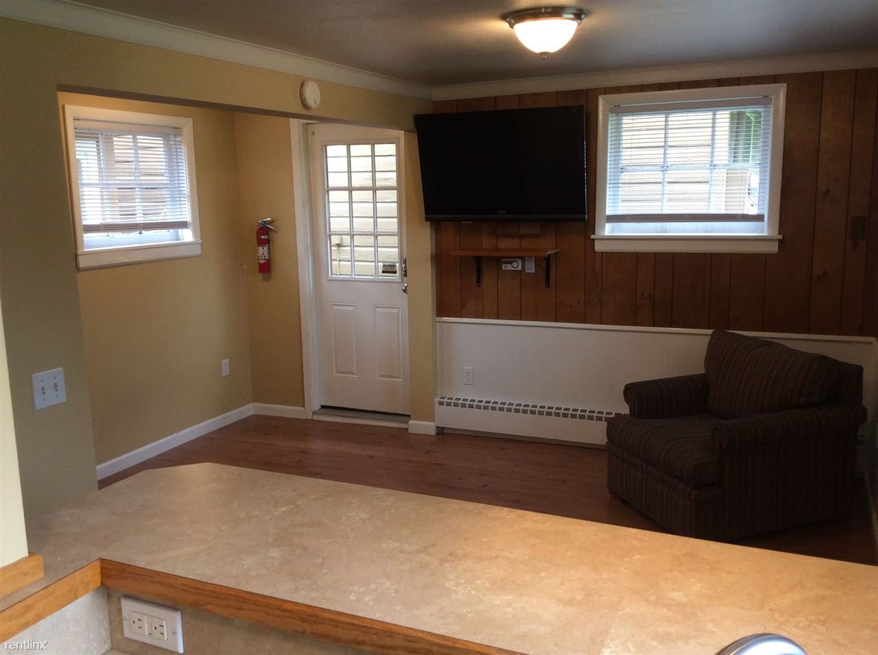 1310 1/2 Medfra St - Photo 3 of 8