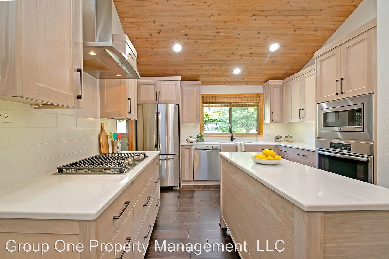 3725 N Stone Creek Way - Photo 3 of 47