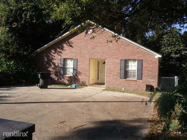 206 Lincoln St - Photo 2 of 8