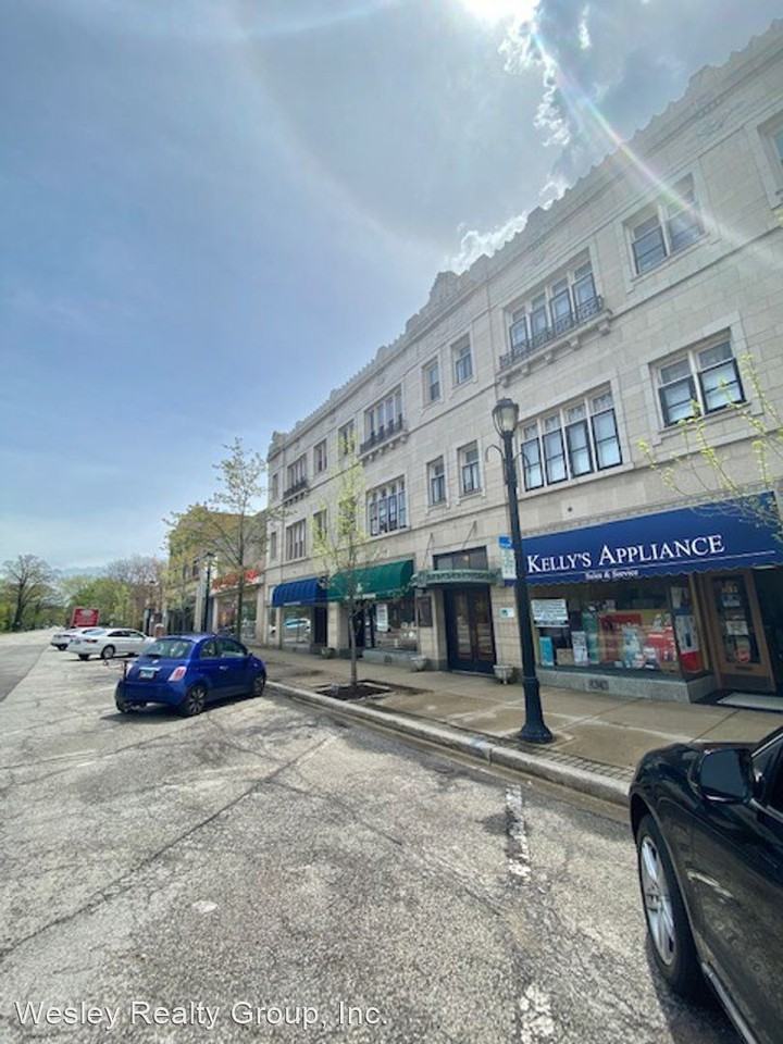 1129-1135 1/2 Central Avenue - Photo 2 of 7