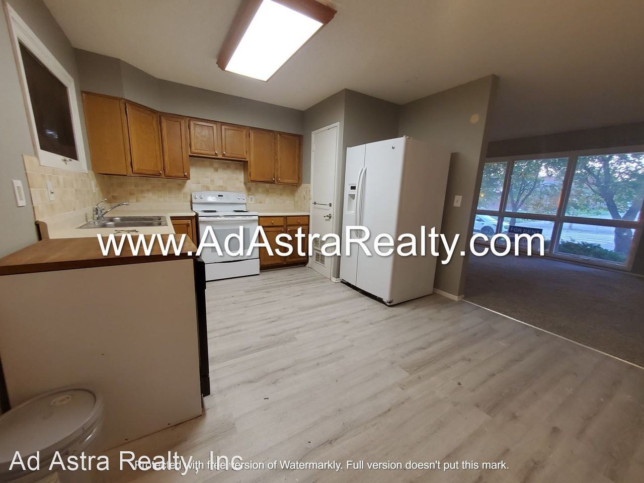 4009 E 106th Ter - Photo 3 of 13